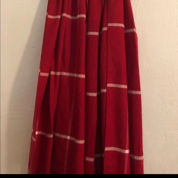 NWT‎ Scarf Mako  & Rex red - Picture 4 of 10